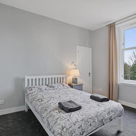Lovely 3 Bedroom Apartment In Aberdeen Centre Екстер'єр фото